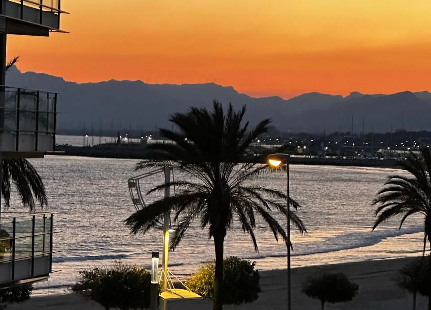 Precioso Apartamento Con Piscina Urbanizacion Playazul Cambrils