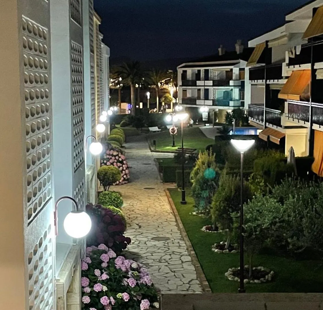 Precioso apartamento con piscina Urbanización Playazul Cambrils España